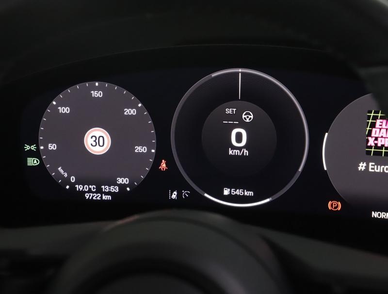 Porsche Macan 4