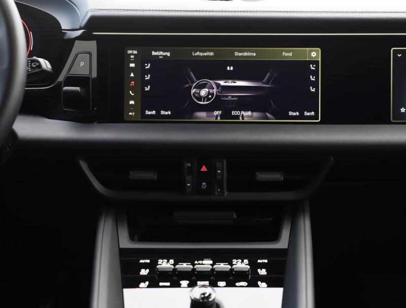 Porsche Macan 4