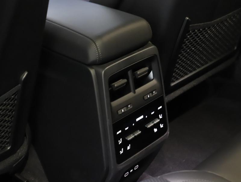 Porsche Macan 4