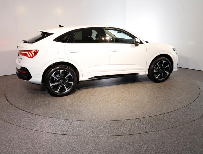 Audi Q3 Sportback 35 TFSI admired