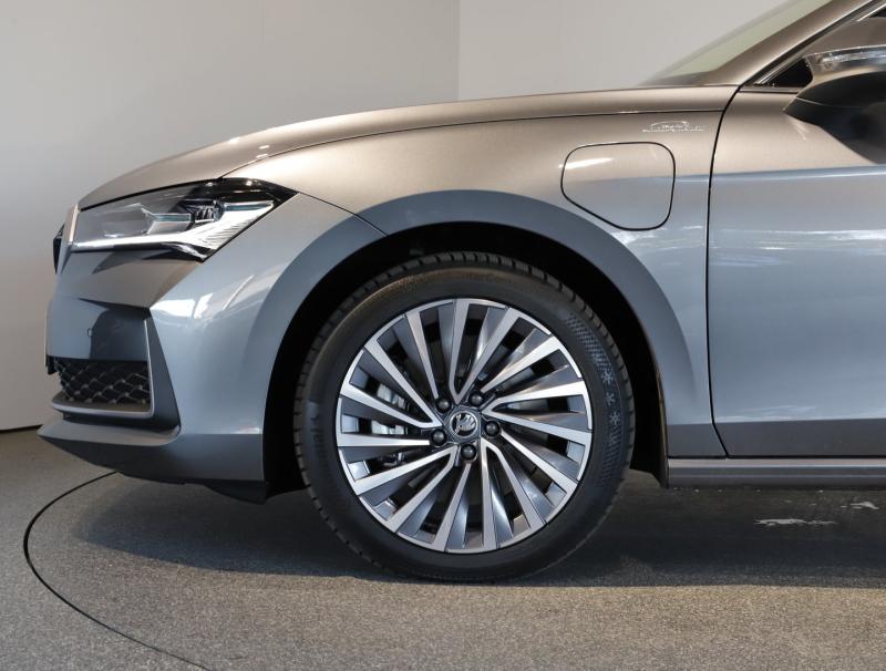 Škoda Superb Combi L&K iV TSI DSG