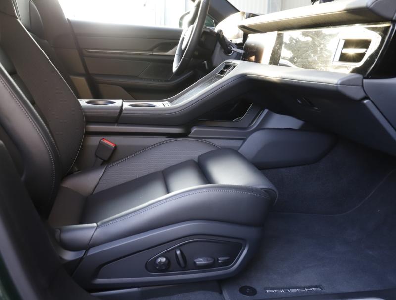 Porsche Taycan 4 Cross Turismo