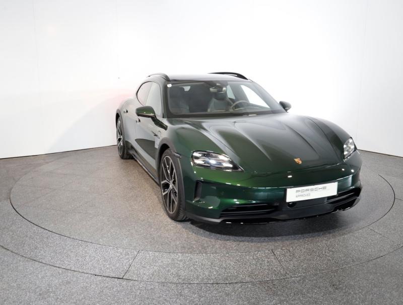 Porsche Taycan 4 Cross Turismo