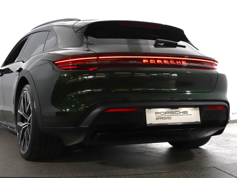 Porsche Taycan 4 Cross Turismo