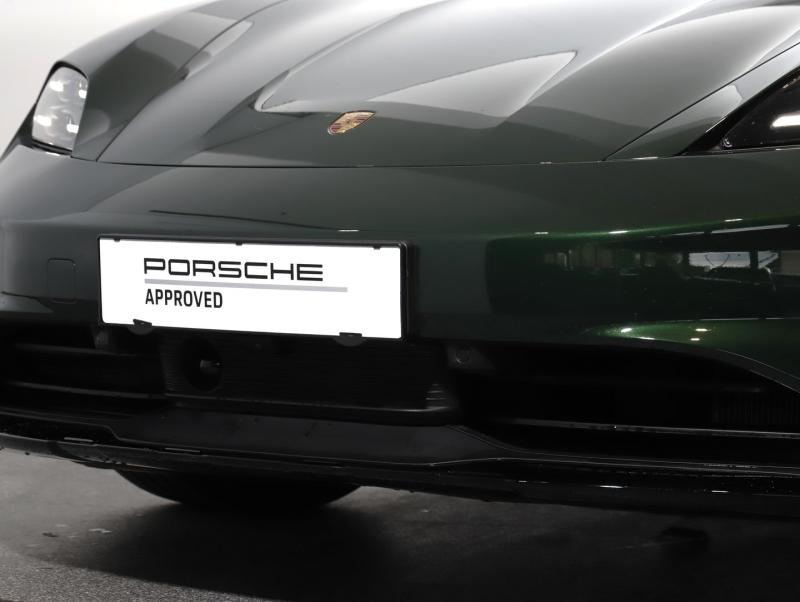 Porsche Taycan 4 Cross Turismo