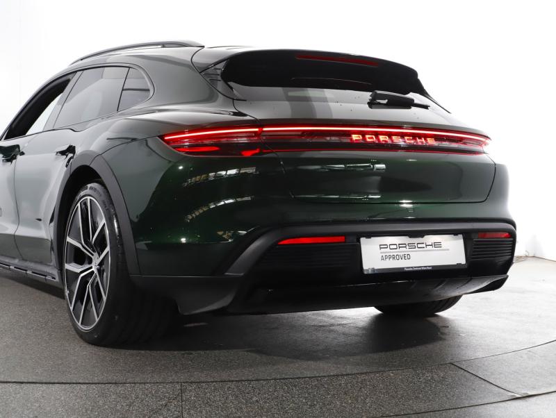 Porsche Taycan 4 Cross Turismo