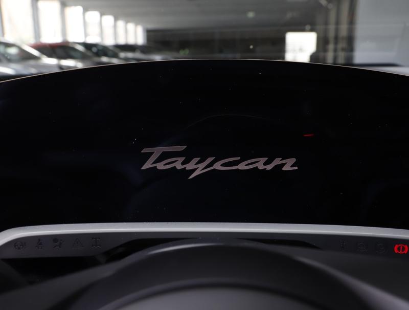 Porsche Taycan Turbo