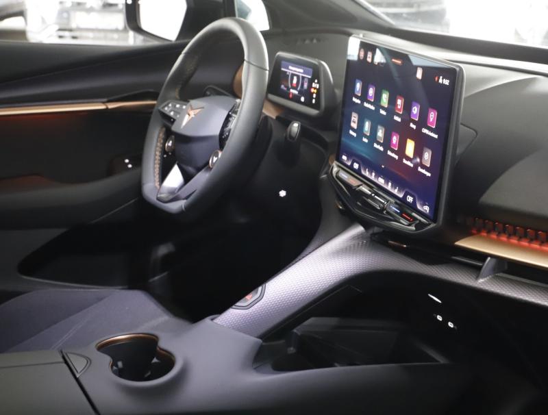 CUPRA Tavascan 210kW/286PS