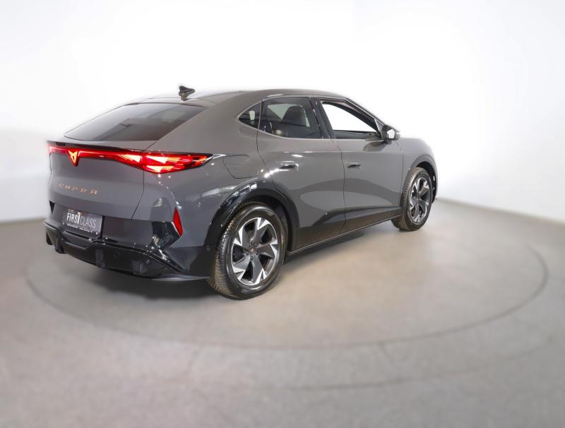 CUPRA Tavascan 210kW/286PS