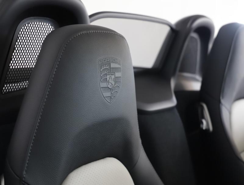 Porsche 718 Boxster S