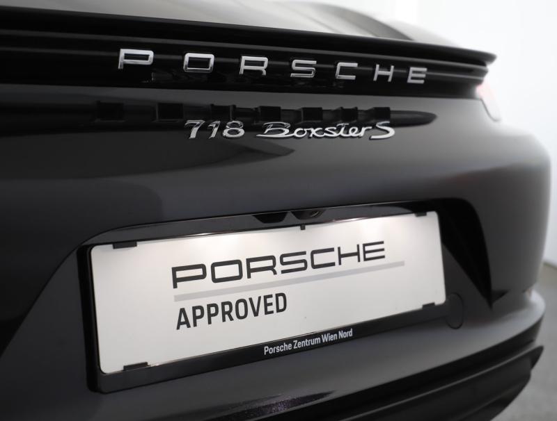 Porsche 718 Boxster S