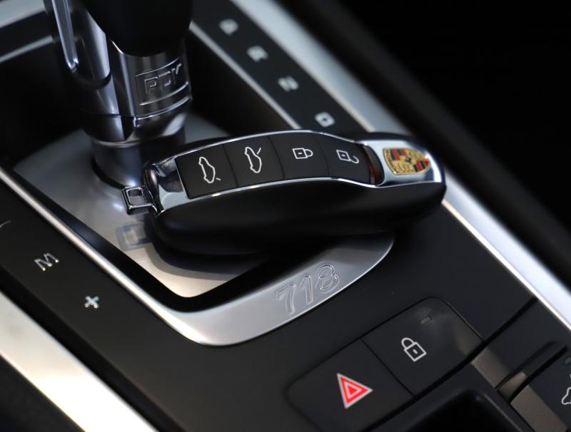 Porsche 718 Boxster S