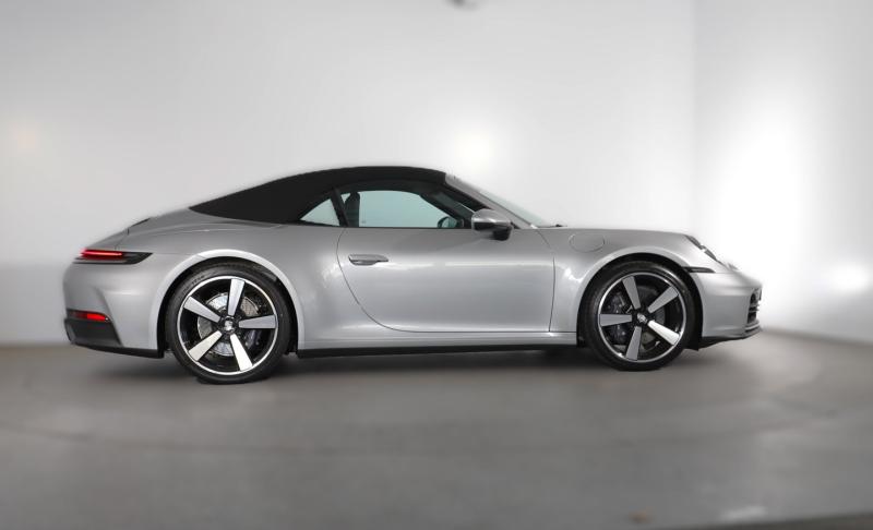 Porsche 911 Carrera Cabriolet
