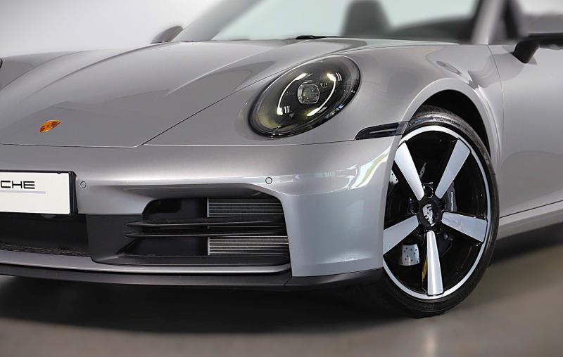 Porsche 911 Carrera Cabriolet