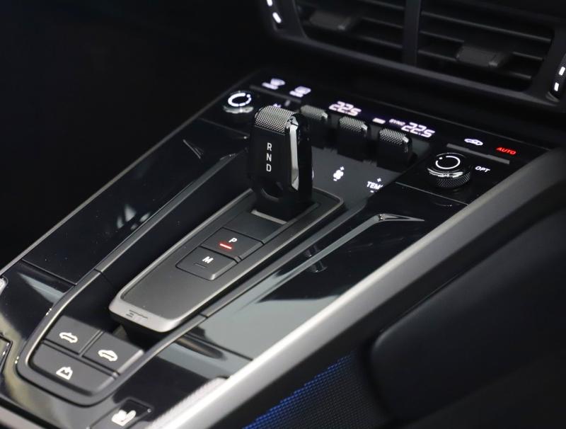 Porsche 911 Carrera Cabriolet