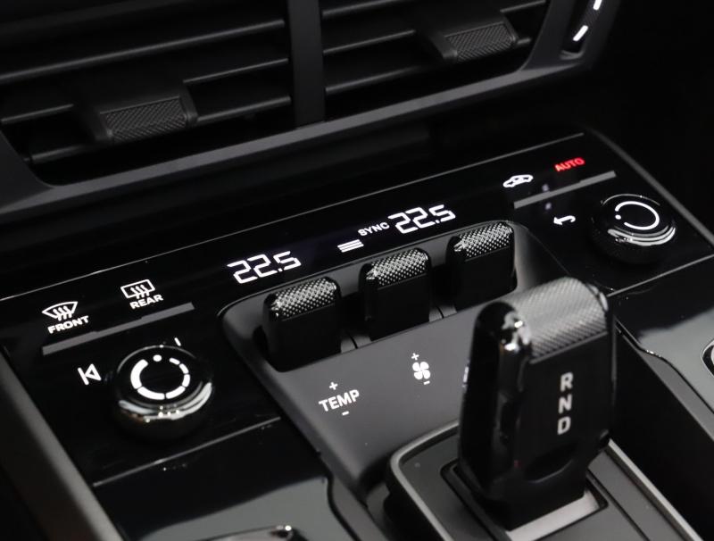 Porsche 911 Carrera Cabriolet