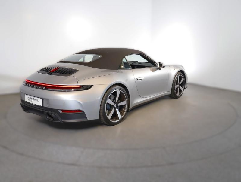 Porsche 911 Carrera Cabriolet