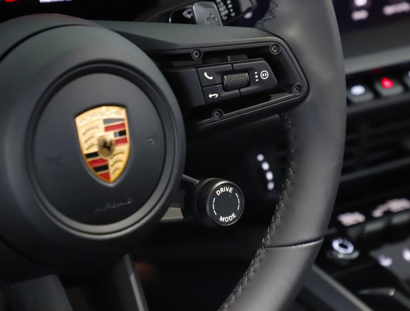 Porsche 911 Carrera Cabriolet