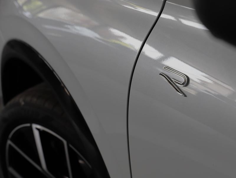 VW Tiguan R-Line TDI 4MOTION DSG