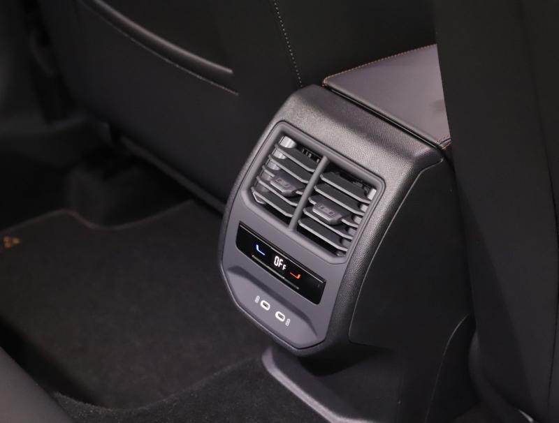 CUPRA Leon SP Kombi VZ e-HYBRID 200/272