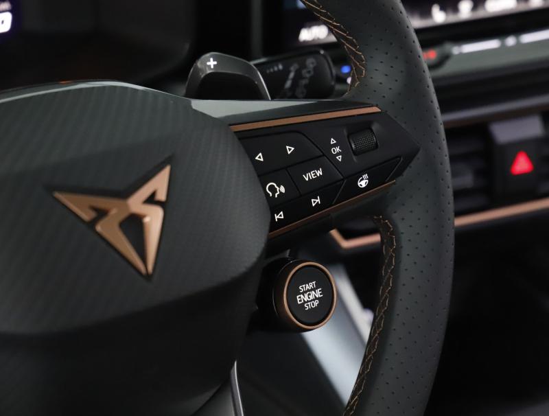 CUPRA Leon SP Kombi VZ e-HYBRID 200/272