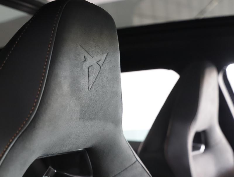 CUPRA Leon SP Kombi VZ e-HYBRID 200/272