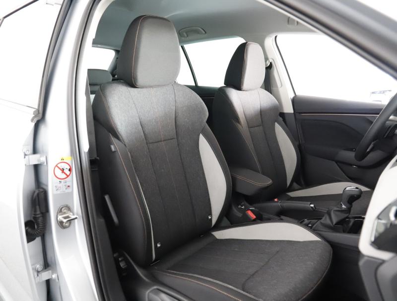 Škoda Kamiq Selection TSI DSG