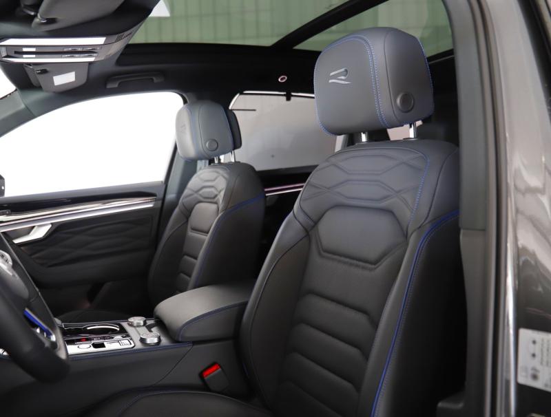 VW Touareg R eHybrid TSI 4MOTION