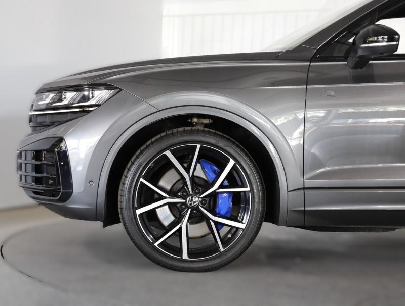 VW Touareg R eHybrid TSI 4MOTION