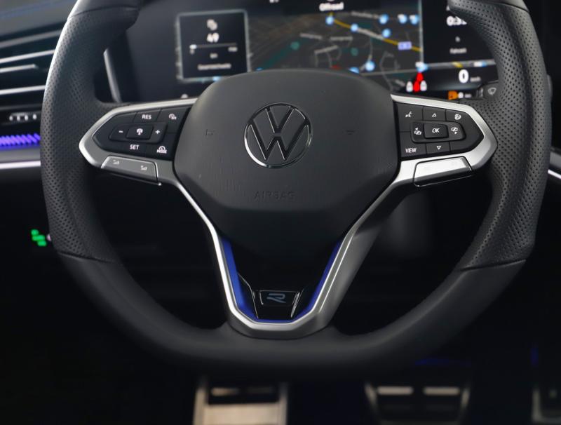 VW Touareg R eHybrid TSI 4MOTION