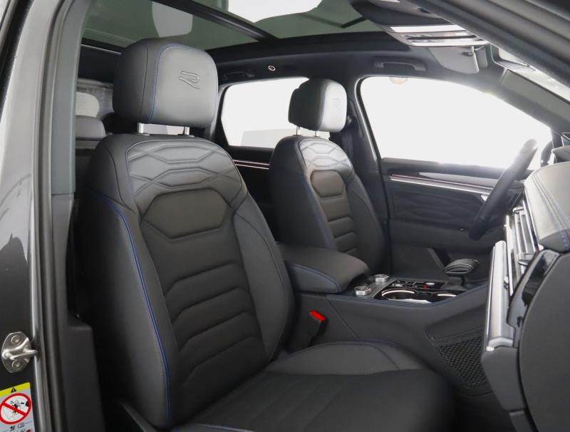 VW Touareg R eHybrid TSI 4MOTION