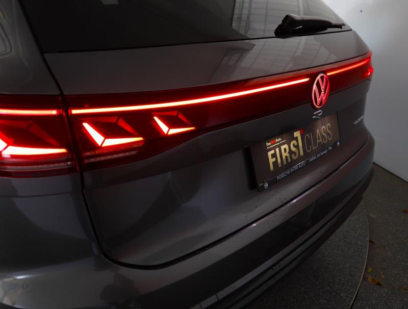 VW Touareg R eHybrid TSI 4MOTION