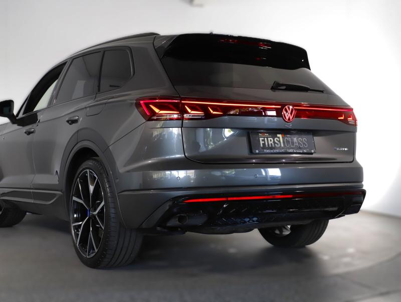 VW Touareg R eHybrid TSI 4MOTION
