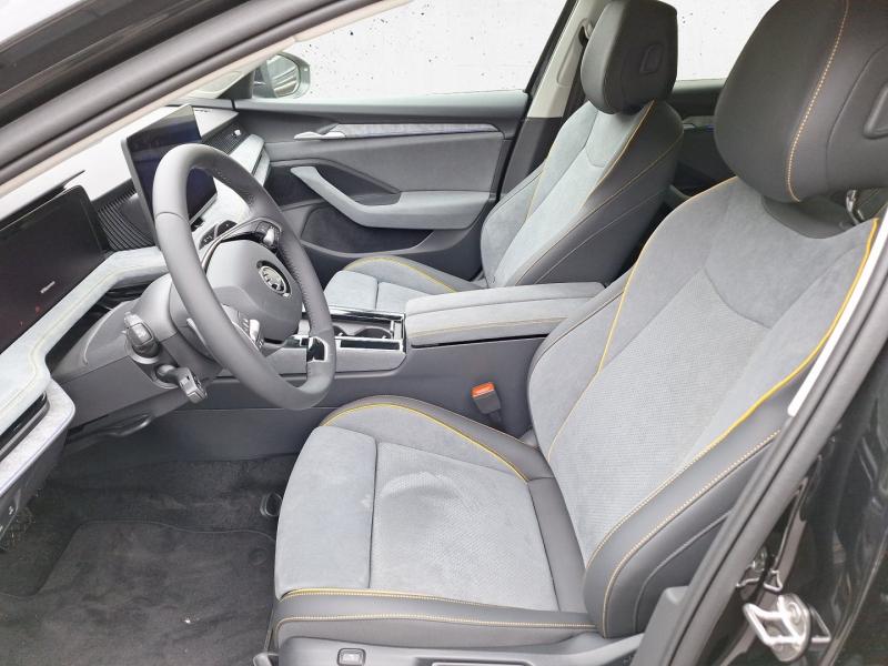 Škoda Superb Combi Selection TDI DSG