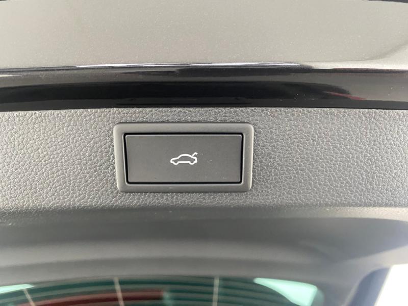 Škoda Karoq Selection TSI