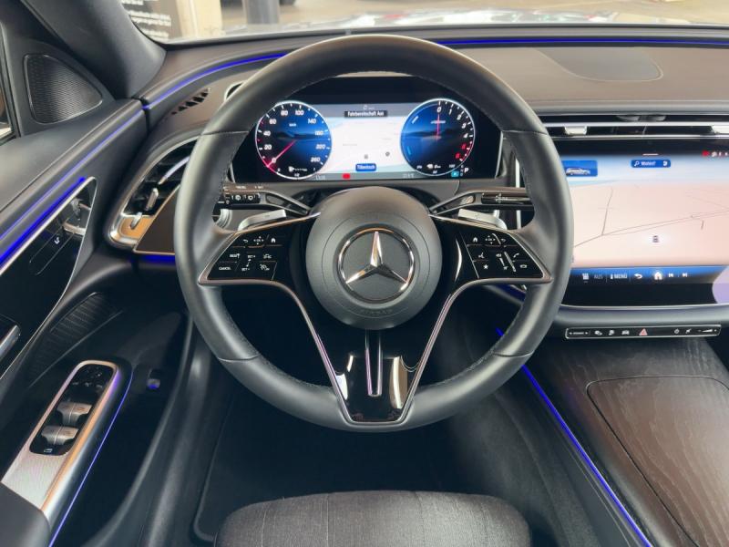 MERCEDES-BENZ E 300 de 4MATIC T-Modell