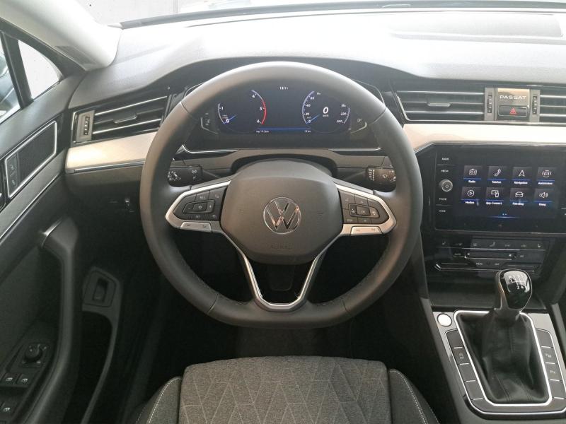 VW Passat Variant Business TDI