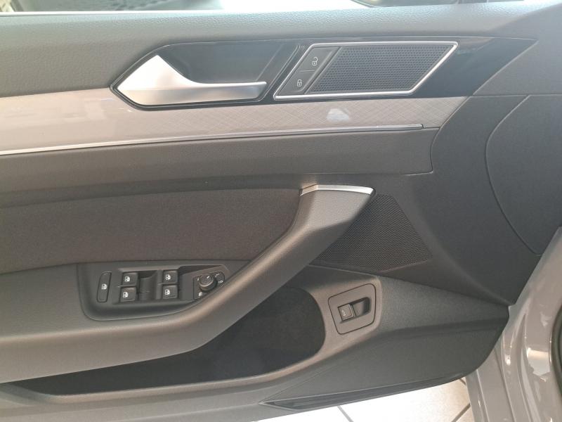 VW Passat Variant Business TDI