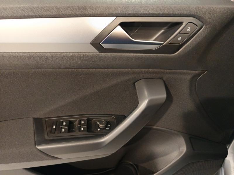 VW T-Roc Life TSI