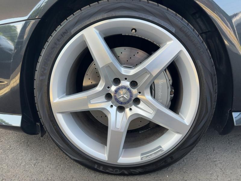 MERCEDES-BENZ SL 500 AMG Line