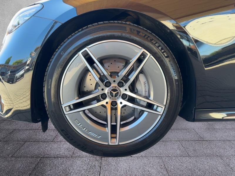 MERCEDES-BENZ E 220 d 4MATIC Limousine