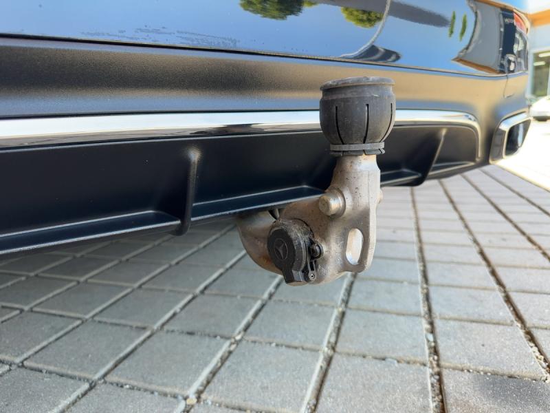 MERCEDES-BENZ E 220 d 4MATIC Limousine