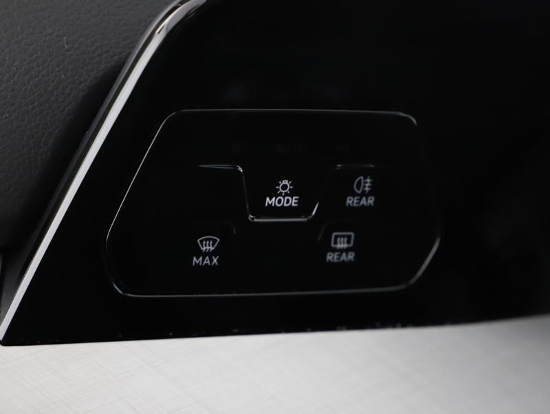 VW Golf Life TDI