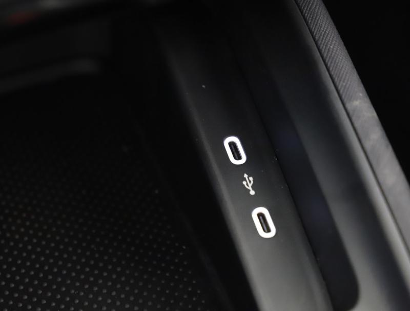 Škoda Kamiq Essence TSI DSG