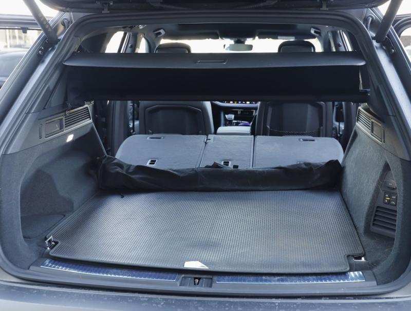 VW Touareg R eHybrid TSI 4MOTION