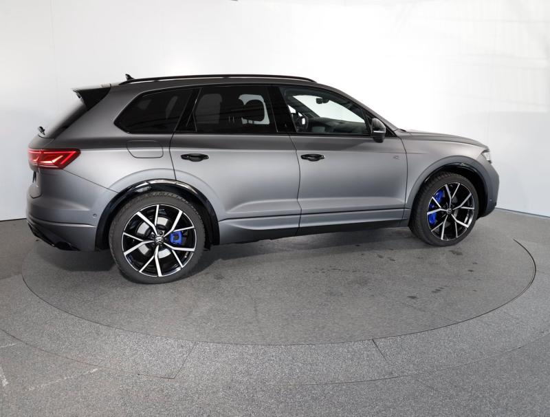 VW Touareg R eHybrid TSI 4MOTION