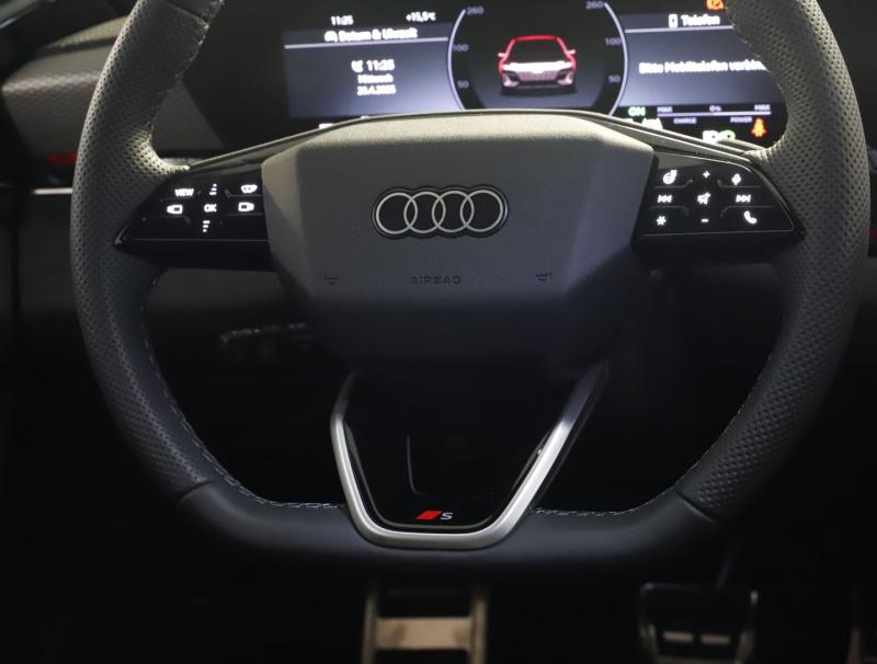 Audi A6 Avant e-tron quattro