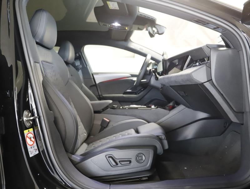 Audi A6 Avant e-tron quattro