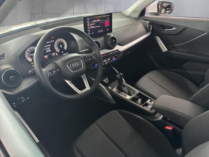 Audi Q2 35 TFSI admired