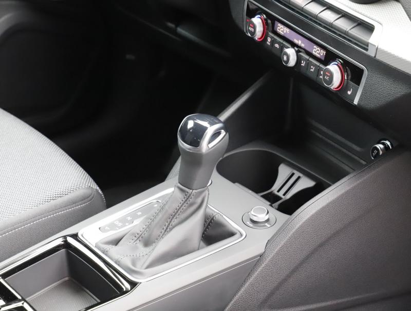 Audi Q2 35 TFSI admired